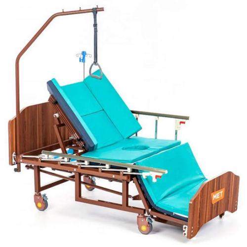 Медицинская кровать МЕТ Remeks для ухода за лежачими больными с переворотом, туалетом и матрасом, ручки управления слева